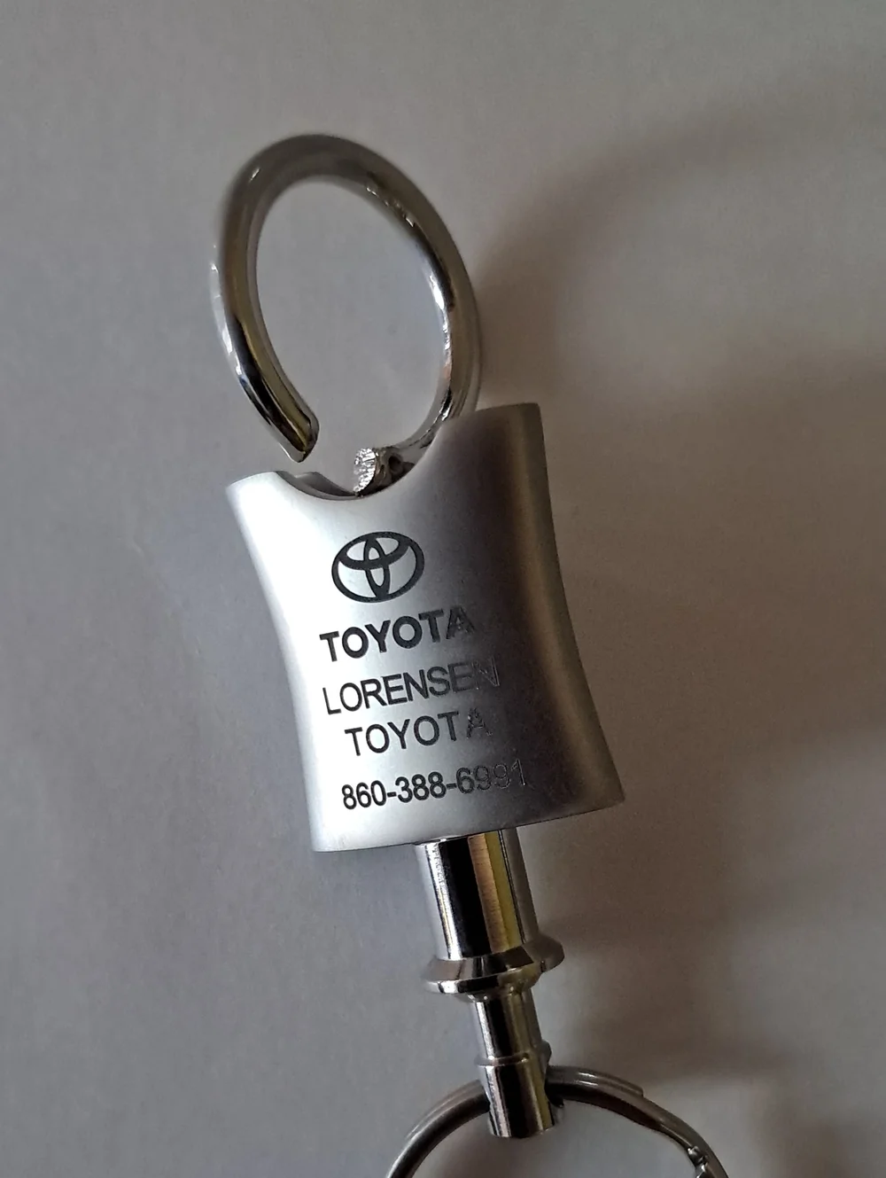 Toyota Logo Metal Removable 2 Rings Key ring NIB Westbrook, Connecticut Unisex